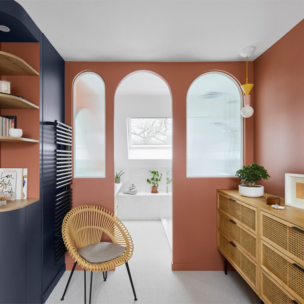 Transformation d’un grenier en suite parentale – Un écrin chaleureux et moderne